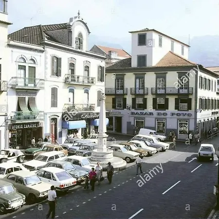 Edificio Charles 101 아파트 *