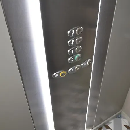 Edificio Charles 101 아파트 푼샬
